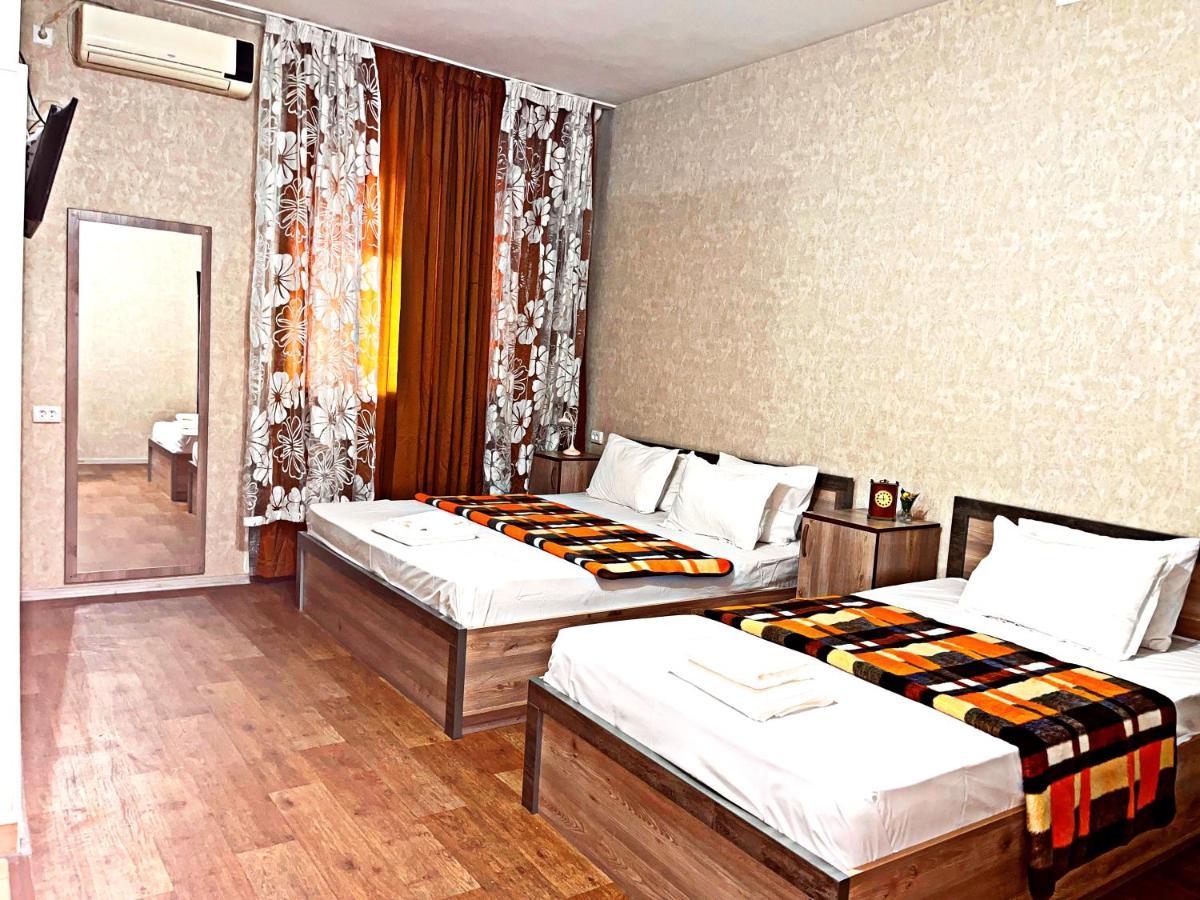 Safar Hotel Ташкент Екстер'єр фото